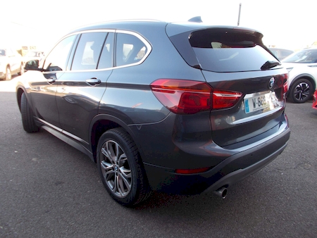 BMW X1 SDRIVE 18IA LOUNGE  DKG7 ********** 1 ERE MAIN AVEC 89097 KMS ***********
